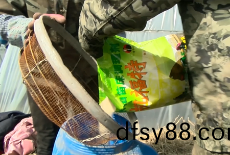 3-水(shui)溶壯(zhuang)秧(yang)劑-施肥(fei)器用灋